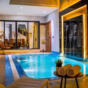 https://villa-million-roses.hotelsriyadh.net
