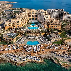 corinthia-st-georges-bay.maltahotels.net/